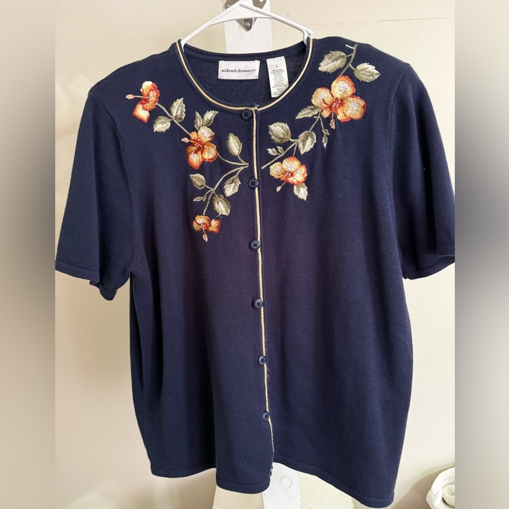 New Alfred Dunner Shirt Sleeve Sweater